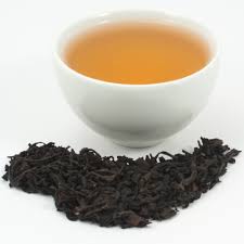 Thé fumeux fermenté de Lapsang Souchong, thé noir de Lapsang Souchong avec la sécheresse de Pinewood