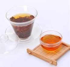 Chine Thé noir de feuilles mobiles de TanYang de thé de Fernented en vrac de thé noir de goût de vente chaude de pinson bon fournisseur