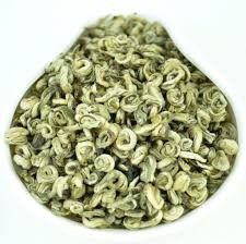 Chine Les feuilles de thé vertes chinoises lâches de Biluochun pour urinent sans à-coup l'anti fatigue fournisseur