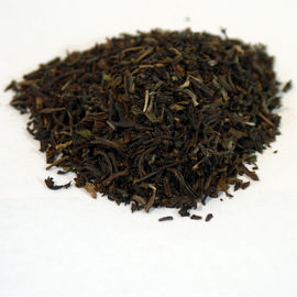 Chine Cancer organique de thé noir de Gongfu de traitement femelle d&#039;estomac anti et anti oxydation usine
